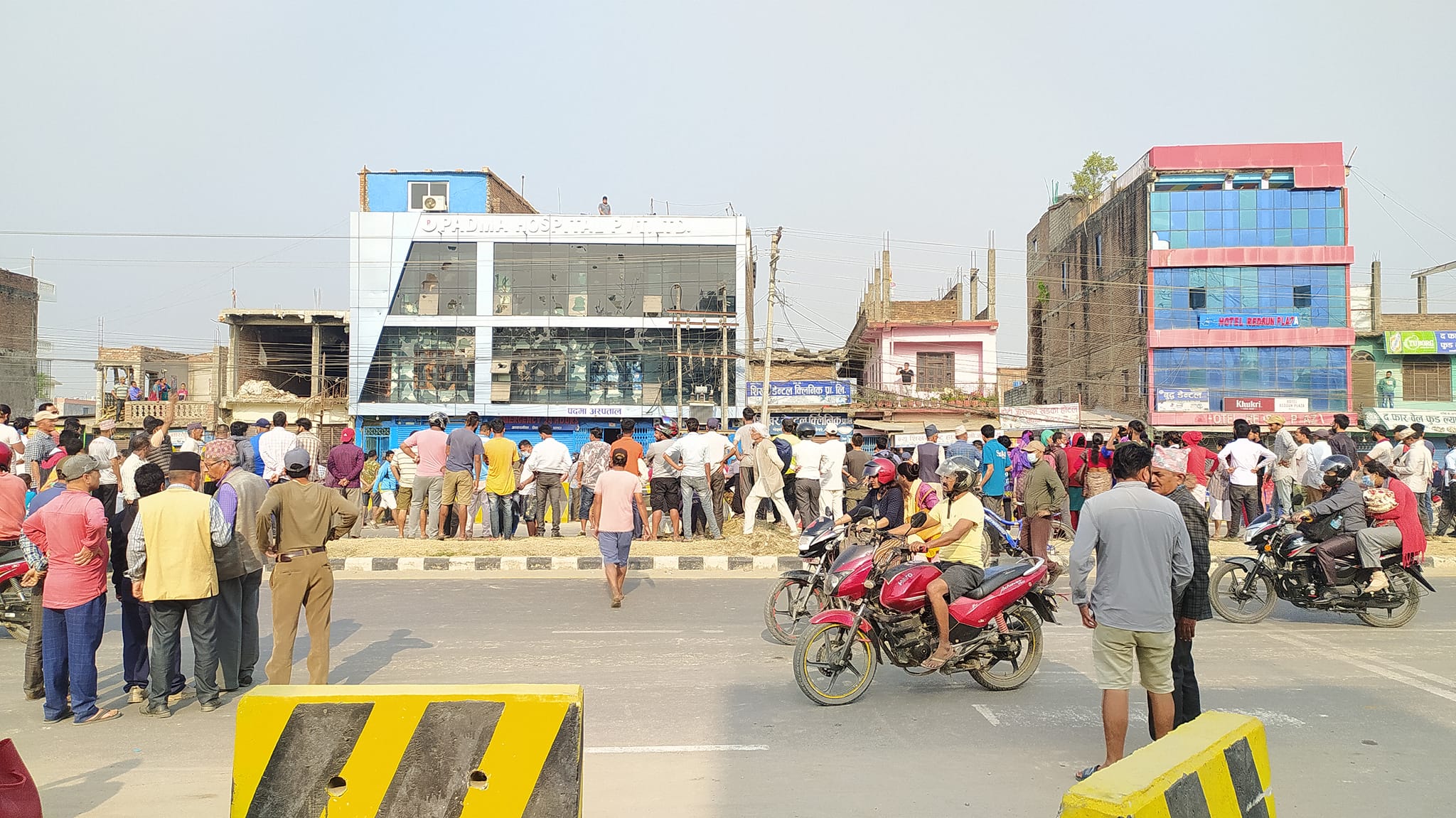 बिरामीको मृत्युपछि कैलालीको पद्यमा अस्पतालमा तोडफोड 